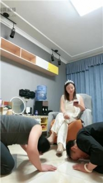 【调教视频】【语阳】双M-磕头求虐场 JS251206-1