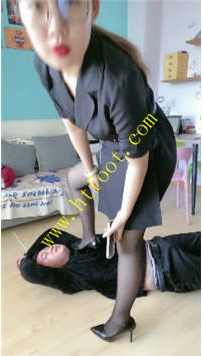 TL32864 嘉文】领导奴35分钟