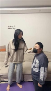 【调教视频】【埋汰】玉足蹂躏踩家奴 JS241210-32