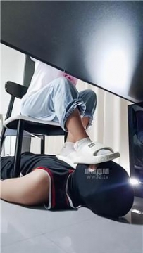 【调教视频】【思思殿下】原味原味白袜-桌底视角 JS260410-4