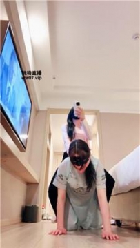 【调教视频】【妮蔻】强迫母畜舔脏鞋底船袜 bf53259