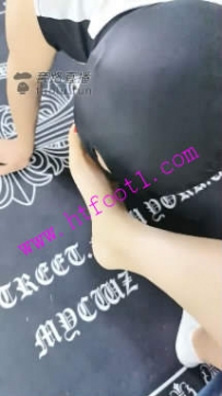 TL19912 如意小主S细腻吃脚深喉口水37分钟