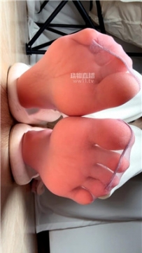 【第一视角】【乔乔在这里】紫丝魅惑强制吃byt    260122-28