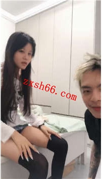 TLZB25634乔治-抽耳光-小皮鞋及膝袜踩38分