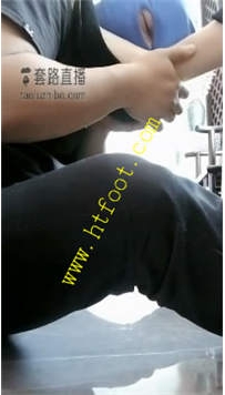 TL25095 德意户外】靓丽素人重度提档踢踹暴力耳光全体重踩踏肚子大腿口水43分钟