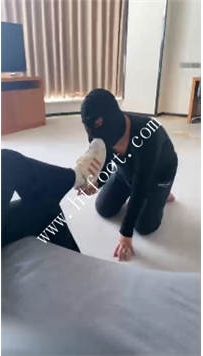 TL43000 邪魅大大】和素人姐妹一起上课25分钟