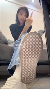 【第一视角】【酒鸽】白袜帆布鞋裸足    250920-10