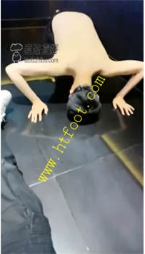 TL22788 小拽】KTV群调轮流钻跨圣水做脸40分钟