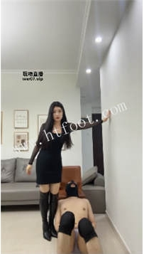 ZB4410 莫莉】超美细高跟虐狗29分钟
