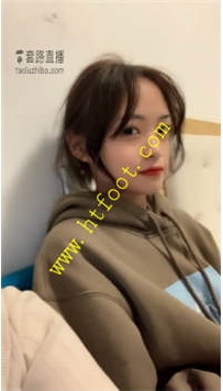 TL25035 甜甜】和我的素人闺蜜调双狗78分钟