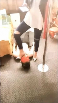TL4226 冷煞蝎子 调教帅哥大学生