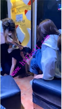 TL20578 文文KTV两个太妹爆虐要命的节奏19分钟