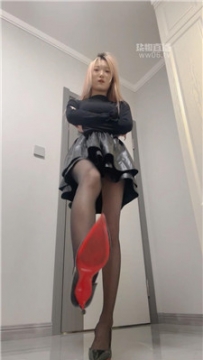 【第一视角】【文文】红底高跟黑丝羞辱    251118-22