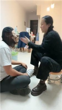 【调教视频】【锅盖子】胶带捆绑封嘴/舔脏短靴/耳光 JS250112-9