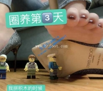 19267【宇婉莹】我玩乐高狗舔着鞋底