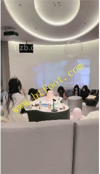 NNTL41625 时安】劲爆群调-男女M跪拜57分钟