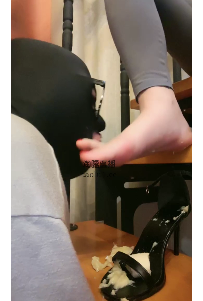 ZB8794 咸蛋】楼梯吃零食26分钟