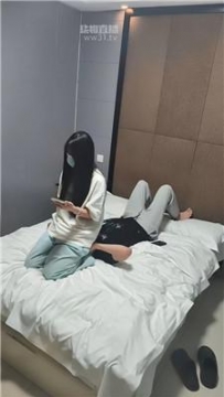 【调教视频】【女生脚汗清洁大师】学生妹暴虐哥哥狗【上】 JS260530-12