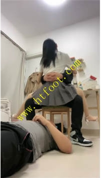 TL35911 艾莉】直接绿你们47分钟