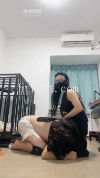 ZB11848 南月女神-继续玩狗子咯45分钟