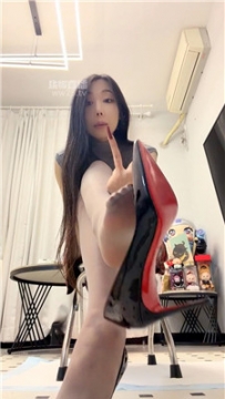 【第一视角】【缈缈】黄金丝足诱惑    260219-6