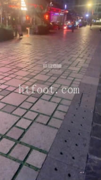 ZB9838 女生也能很暴力-酒吧户外开发35分钟