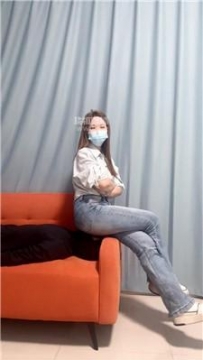 【调教视频】【辛迪】牛仔裤坐脸窒息场 JS251203-2