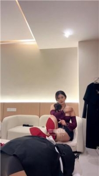 【调教视频】【煊赫大人】骑马虐乳-高跟踩虐 JS260116-33