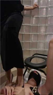 【调教视频】【黑兔】双S-强迫喂食呕吐物【双视角版】 JS250518-35