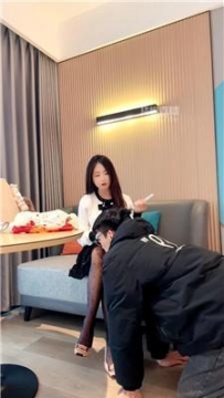 【调教视频】【小7S】女白领黑丝美腿虐杀 bf59431