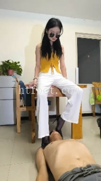 ZB10322 诗琪-全体重深喉专场35分钟