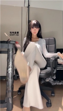 【第一视角】【瑶瑶】裤里丝袜纹理连炸4次    250513-28