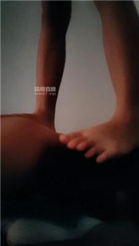 【调教视频】【玖月】舔鞋-玉足踩踏 JS250610-32