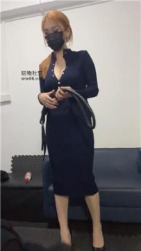 【调教视频】【甜心教主】揪耳朵/重度鞭打/香水控制/脚插嘴 bf48383
