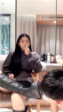 【调教视频】【苏西】脚深喉-灌圣水场 bf61559