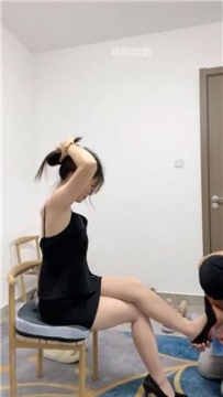 【调教视频】【微笑】高跟肉丝脚虐杀 bf56511