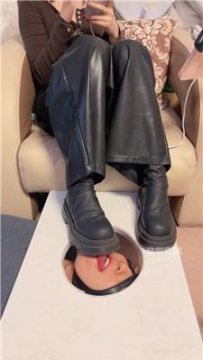 【调教视频】【玥野兔】近距离-脏长靴白袜狂舔 JS251031-22