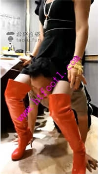 TL20864 乐爷S沈阳奴餐厅接风就地调教95分钟