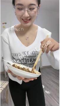 TL42949 尤尤子】家奴吃晚餐48分钟