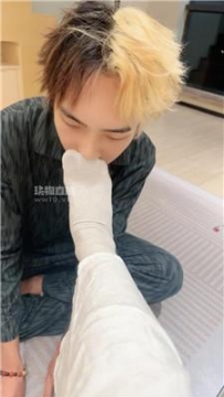 【调教视频】【九月】重度虐乳-反绑-闻舔白棉袜 bf56302