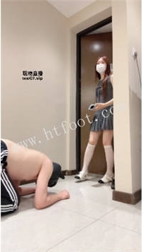 ZB6604 宅女大人】家奴生活化54分钟