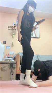 【调教视频】【鹿可】健身女神S-白袜踩虐/坐脸窒息/脚趾狂舔 bf48571