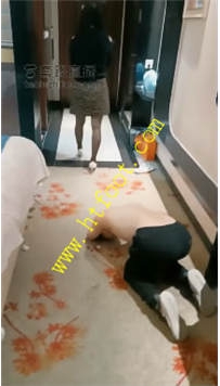 TL25860 刘二狗】黑丝高跟首次开发小奶狗强制圣水52分钟