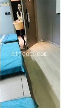 ZB10954 西北傻子】足疗店女神洗脚水圣水泡面38分钟