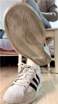 【第一视角】【咬猫】白袜除臭控制呼吸    260404-16