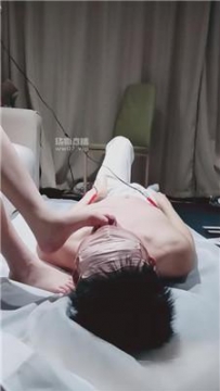 【调教视频】【羽唯】坐脸窒息-美足美腿踩踏【下】 JS250527-12