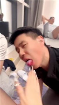 【调教视频】【玥越】驯化兄弟人形犬 bf60035