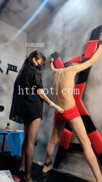 ZB10863 伊晨-缅北系列重度血腥穿刺63分钟