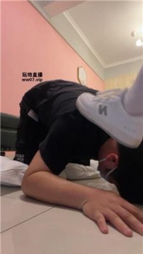 【调教视频】【小凤梨】双S-小白鞋白袜玩虐【双视角版】 bf53149