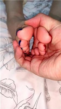 【调教视频】【可可美脚女王】近距离玉足品尝  JS260213-17